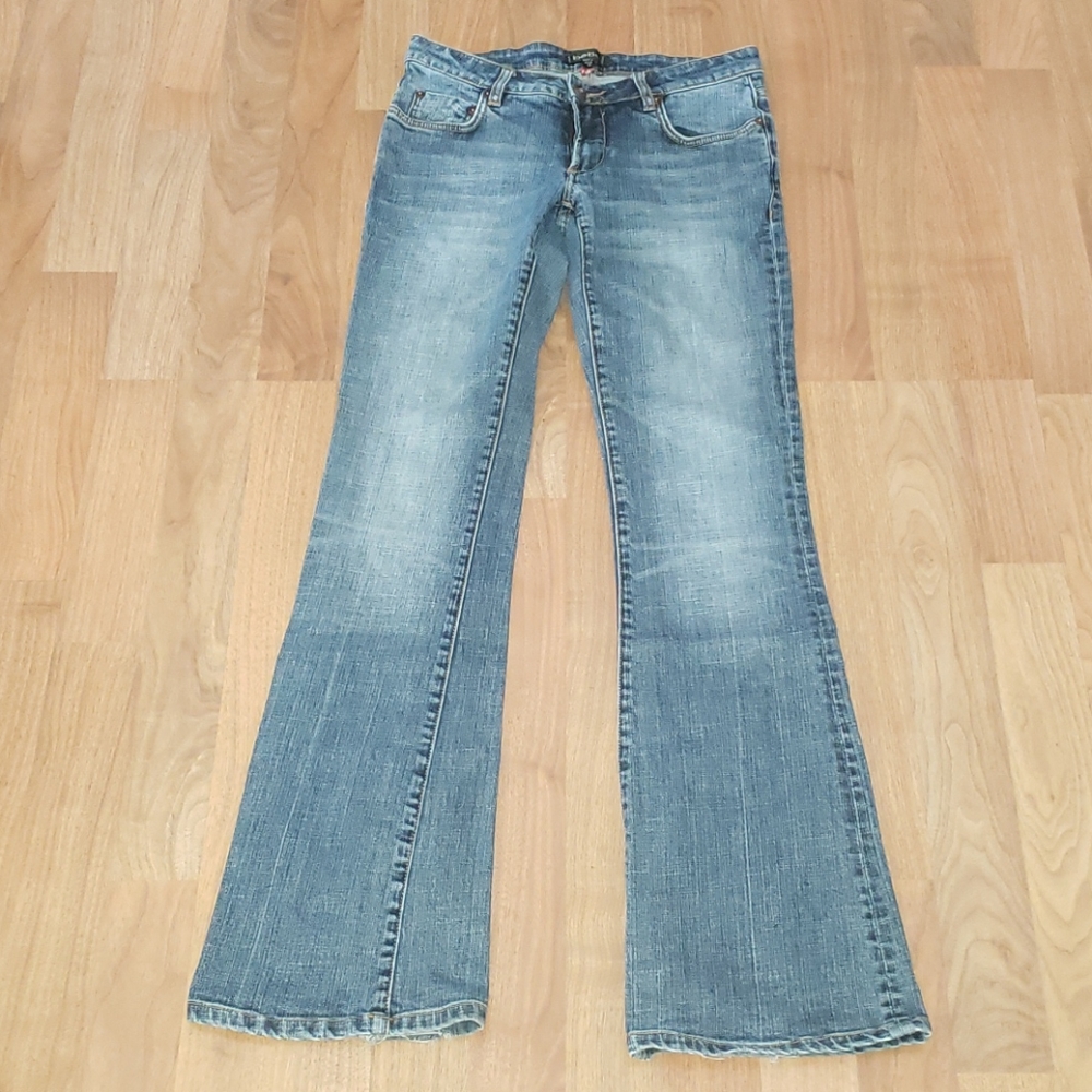 BeBe jeans